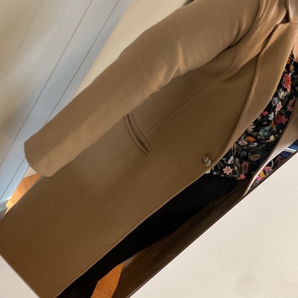 ๐ฅ๐๐ HOST PIC ๐๐๐ฅJoie Wool Trench Coat SZ Med Tan color 1 button closure - Picture 14 of 17